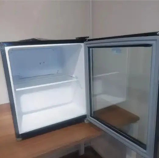 ثلاجة كول ستار ميني بار من الداخل
